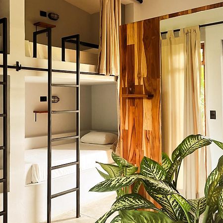 Tukasa - Surfhouse Popoyo Hotel ภายนอก รูปภาพ